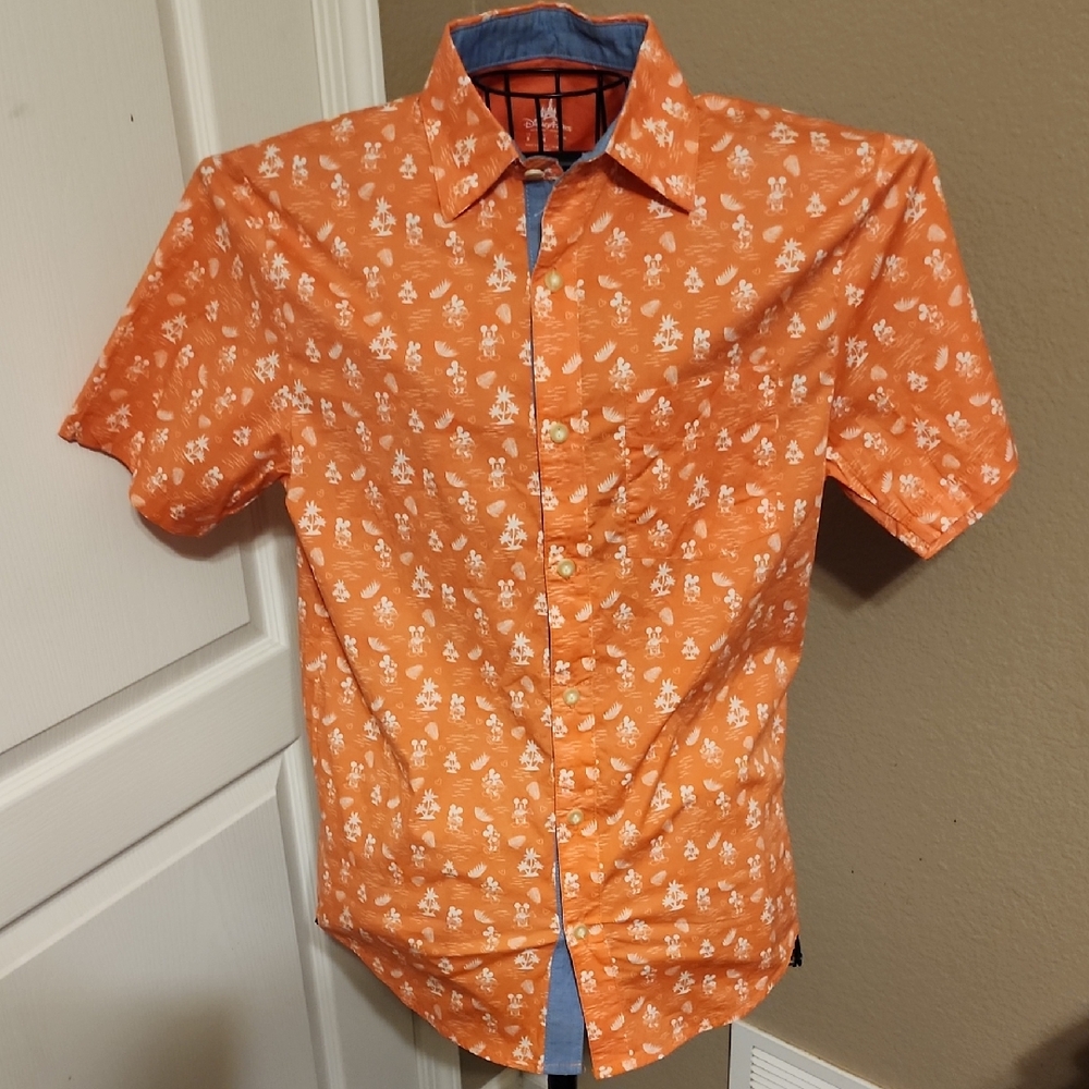 Disney Men's Orange/Coral Patterned Button Down Shirt